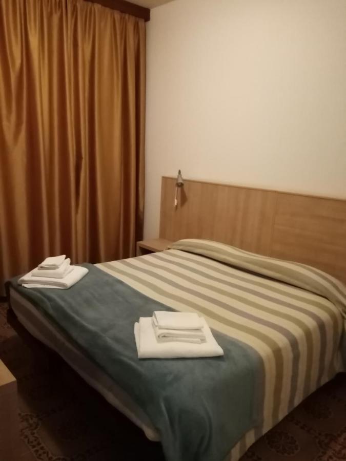 Hotel Enrica Червия Экстерьер фото